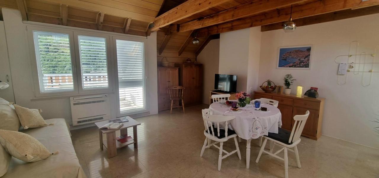 Baloro Apartment Mokošica Buitenkant foto